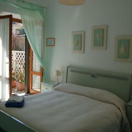La Rosada Bed & Breakfast Giglio Porto Exterior photo