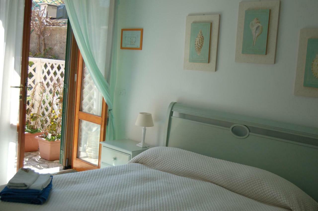 La Rosada Bed & Breakfast Giglio Porto Exterior photo