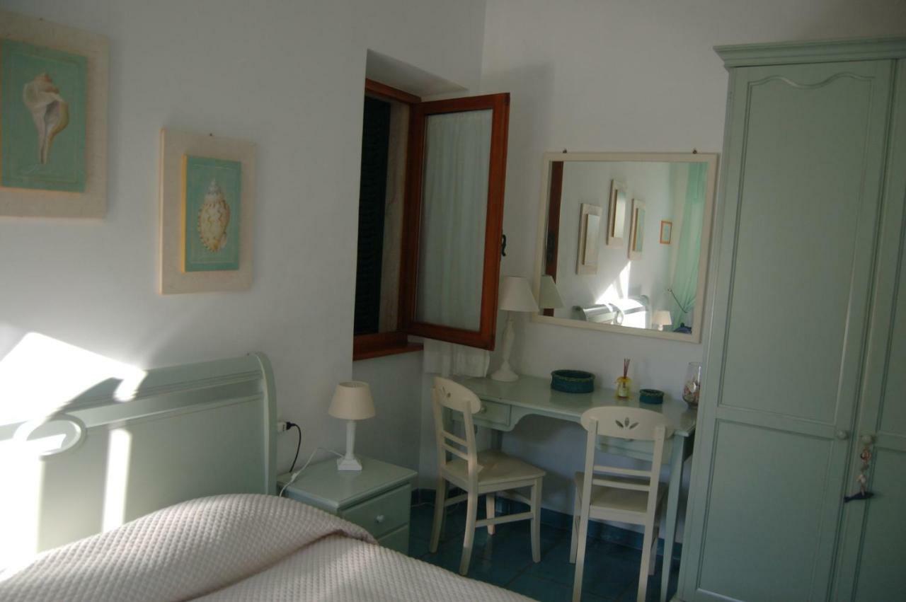 La Rosada Bed & Breakfast Giglio Porto Exterior photo
